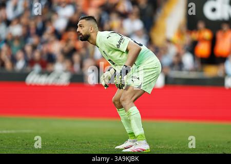 Valencia, Spagna. 30 marzo 2025. Giorgi Mamardashvili (Valencia) calcio: Partita spagnola "LaLiga EA Sports" tra Valencia CF 1-0 RCD Mallorca all'Estadio de Mestalla di Valencia, Spagna. Crediti: Mutsu Kawamori/AFLO/Alamy Live News Foto Stock
