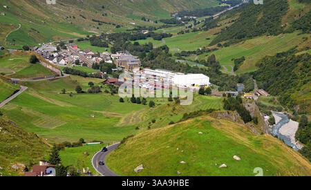 Realp, Svizzera - 22 agosto 2024: Realp è un piccolo e affascinante villaggio situato nel cantone di Uri, situato all'estremità occidentale del famoso fu Foto Stock