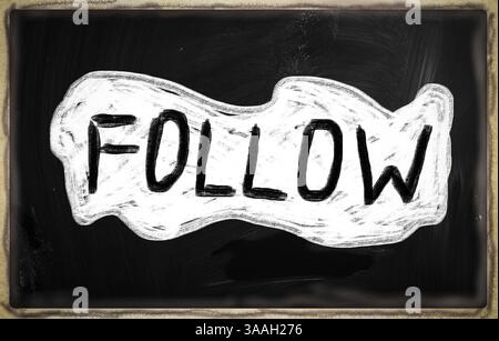 Concetto di social media - testo scritto a mano su una lavagna Foto Stock