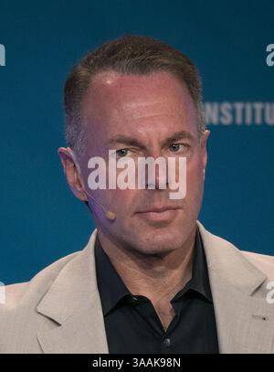 30 aprile 2018 - Beverly Hills, California, U. S - Devin Wenig, Presidente e CEO di eBay durante la conferenza globale del Milken Institute 2017 tenutasi lunedì 30 aprile 2018 presso il Beverly Hilton Hotel a Beverly Hills, California. (Immagine di credito: © Prensa Internacional via cavo ZUMA) Foto Stock