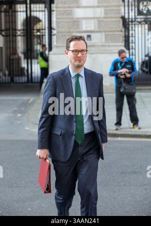 Londra, Inghilterra, Regno Unito. 1 aprile 2025. Darren Jones, segretario capo del Tesoro, partecipa alla riunione del gabinetto di governo a Downing Street Credit: Richard Lincoln/Alamy Live News Foto Stock
