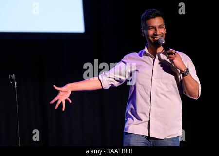 Nella foto: Il sesto Big Brain Tumour Benefit annuale di Kanan Gill Underbelly. Lo show di una sola notte è tornato per il suo sesto anno per raccogliere fondi per The Big Foto Stock