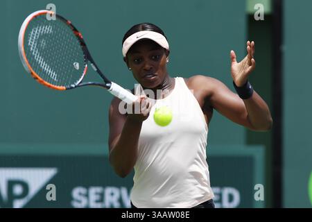 31 marzo 2018 - Key Biscayne, Florida, Stati Uniti d'America - KEY BISCAYNE, FL - MARZO 31: Sloane Stephens (USA) sconfigge Jelena Ostapenko (LAT) 76(5) 61 il giorno 13 del 2018 Miami Open tenutosi al Crandon Park Tennis Center il 31 marzo 2018 a Key Biscayne, Florida ... persone: Sloane Stephens. (Immagine di credito: © Storms Media Group/SMG tramite filo ZUMA) Foto Stock
