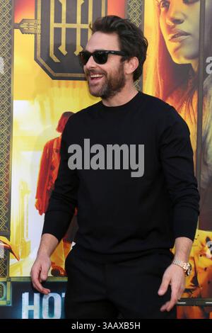 19 maggio 2018 - Westwood, CA, Stati Uniti - LOS ANGELES - 19 MAGGIO: Charlie Day all'Hotel Artemis Premiere al Bruin Theater il 19 maggio 2018 a Westwood, CA (Credit Image: © Kathy Hutchins via ZUMA Wire) Foto Stock