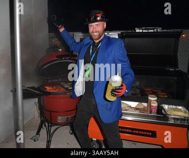 23 febbraio 2018 - Miami Beach, Florida, Stati Uniti d'America - MIAMI BEACH, FL - 23 FEBBRAIO: Chef Guy fieri ospita Burger Bash Bash presentato da Schweid & Sons il 23 febbraio 2018 a Miami Beach, Florida... persone: Atmosfera. (Immagine di credito: © SMG via ZUMA Wire) Foto Stock