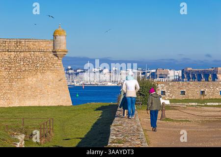 Francia, Morbihan, Port Louis, la cittadella di Port Louis, costruita nel XVI secolo dagli spagnoli e ristrutturata da Vauban, all'ingresso del porto di Lorient, museo della compagnia delle Indie Orientali Foto Stock