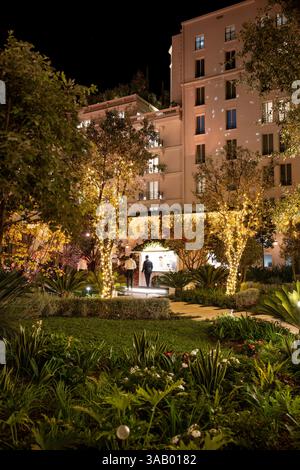 Francia, Alpes-Maritimes (06), Cannes, Croisette, Hôtel Carlton (monumento storico costruito nel 1913 e patrimonio del XX secolo) Foto Stock