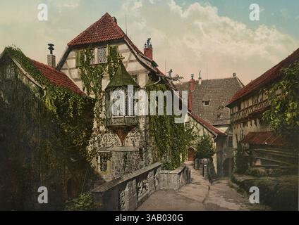 Stampa fotocromatica d'epoca del cortile interno del castello di Wartburg, Eisenhach, Germania. Foto Stock
