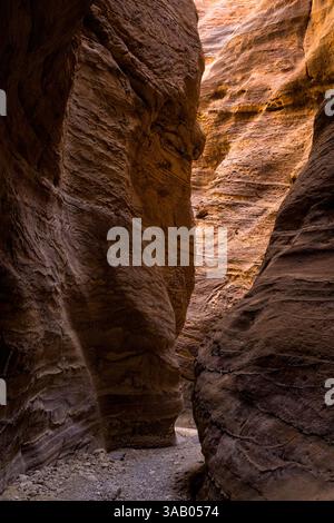 AL-MANSOURA, GIORDANIA - 10 SETTEMBRE 2021: Canyon del Wadi Ghuweir Trail. CREDITO: Daniel Rodrigues Foto Stock