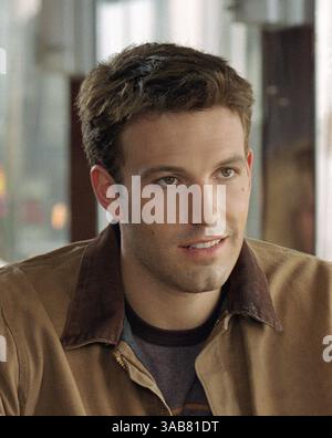 DATA DI RILASCIO: 26 marzo 2004. TITOLO DEL FILM: Jersey Girl. STUDIO: Miramax Films. DIRETTORE: Kevin Smith. TRAMA: Dopo che la sua carriera è stata messa da parte da una tragedia inaspettata e da un esplosione personale, un solo uomo deve prendersi cura della sua precoce figlia. NELLA FOTO: BEN AFFLECK, LIV TYLER, RAQUEL CASTRO. (Immagine di credito: © Miramax Films/Entertainment Pictures/ZUMAPRESS.com) SOLO PER USO EDITORIALE! Non per USO commerciale! Foto Stock