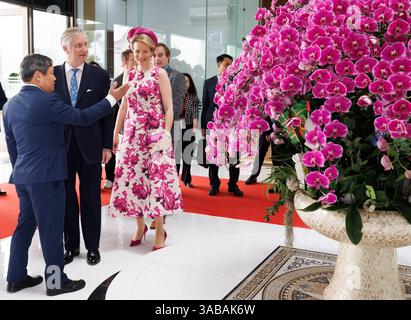 Hai Phong, Vietnam. 2 aprile 2025. Re Philippe - Filip del Belgio e Regina Matilde del Belgio nella foto durante l'apertura del DEEP C Service Complex nella provincia di Quang Ninh, durante una visita di Stato in Vietnam, mercoledì 2 aprile 2025 a hai Phong. Il re e la regina sono in visita ufficiale di stato in Vietnam dall'1 al 3 aprile 2025. BELGA PHOTO BENOIT DOPPAGNE credito: Belga News Agency/Alamy Live News Foto Stock