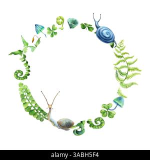 Ghirlanda di piante forestali. Vegetazione botanica con lumache, con sfumature verdi e blu. Acquerelli disegnati a mano isolati su sfondo trasparente. Biopfilo Foto Stock