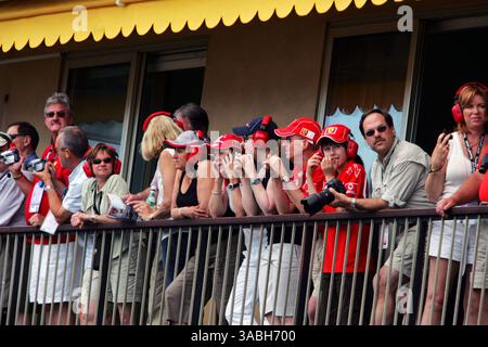 Fan ..Campionato del mondo di Formula 1, Rd 5, Gran Premio di Monaco, gara, Monte Carlo, Monaco, domenica 27 maggio 2007...IMMAGINE DIGITALE. (Immagine di credito: ©Sutton Motorsports/ZUMA Press) RESTRIZIONI: SOLO DIRITTI del Nord e del Sud America! Foto Stock