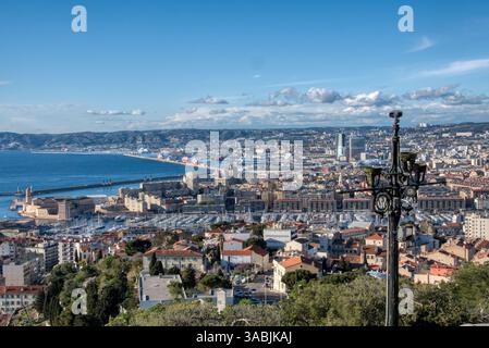 Marsiglia, Francia, vista dall'alto. Foto Stock