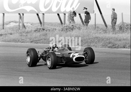 Jackie Stewart (GBR) BRM P261 ha concluso quarto... Gran Premio d'Olanda, Zandvoort, 24 luglio 1966. (Immagine di credito: ©Sutton Motorsports/ZUMA Press) Foto Stock