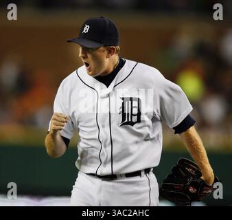 3 luglio 2007 - Detroit, mi, USA - il lanciatore di rilievo dei Detroit Tigers ZACH MINER reagisce facendo terminare il sesto inning con i Tigers su 4-3 contro i Cleveland Indians. (Immagine di credito: © Julian H. Gonzales/Detroit Free Press/ZUMA Press) RESTRIZIONI: Tabloid vendite effettuate Foto Stock