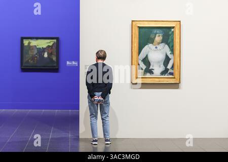 La gente guarda Marc Chagall, il mio finanziere con i guanti neri, ma fiancée aux gants noirs, 1909, K20 Museum Dusseldorf Foto Stock