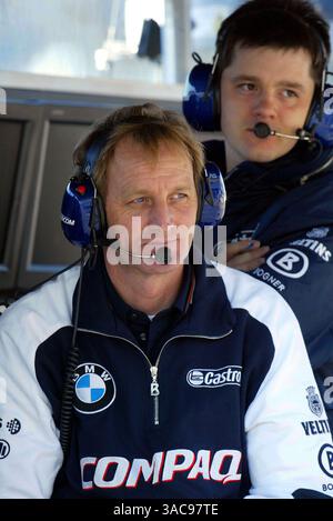 Dickie Stanford (GBR) Williams team manager..San Marino Grand Prix, Imola, Italia, 13 aprile 2002..IMMAGINE DIGITALE. (Immagine di credito: ©Sutton Motorsports/ZUMA Press) Foto Stock