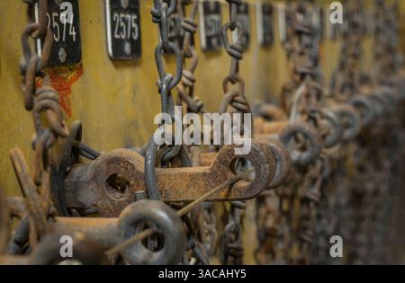 dettaglio nello spogliatoio di un vecchio sito minerario Foto Stock