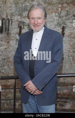 Premiere Gruesse vom Mars ad Amburgo Michael Wittenborn, Premiere Gruesse vom Mars, Zeise Kinos Hamburg, 02.04.2025 *** Premiere Gruesse vom Mars ad Amburgo Michael Wittenborn, Premiere Gruesse vom Mars, Zeise Kinos Hamburg, 02 04 2025 Copyright: XEventpressxBecherx Foto Stock