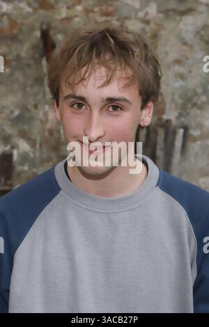 Premiere Gruesse vom Mars ad Amburgo Jona Volkmann, Premiere Gruesse vom Mars, Zeise Kinos Hamburg, 02.04.2025 *** Premiere Gruesse vom Mars ad Amburgo Jona Volkmann, Premiere Gruesse vom Mars, Zeise Kinos Hamburg, 02 04 2025 Copyright: XEventpressxBecherx Foto Stock