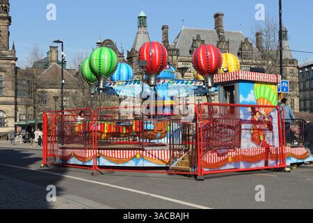 Funfair Sheffield Pinstone Street City Center Inghilterra Regno Unito Foto Stock