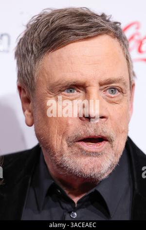 Las Vegas, Stati Uniti. 3 aprile 2025. LAS VEGAS, NEVADA, Stati Uniti d'America - 3 APRILE: L'attore americano Mark Hamill, vincitore del Cinema Icon Award, arriva ai CinemaCon Big Screen Achievement Awards 2025 tenutosi all'Omnia Nightclub al Caesars Palace - CinemaCon è la convention ufficiale del Cinema United (ex National Association of Theatre Owners) il 3 aprile 2025 a Las Vegas, Nevada, Stati Uniti. (Foto di Xavier Collin/Image Press Agency) credito: Image Press Agency/Alamy Live News Foto Stock