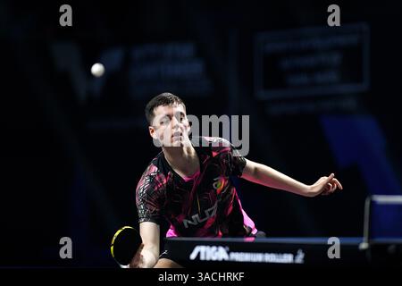 Chennai, India. 30 marzo 2025. Il diciottenne Oh Jun-sung ha trionfato sul concorrente francese Thibault Poret in un avvincente match maschile di sette partite Foto Stock