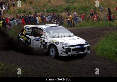 Mikko Hirvonen (fin) / Jarmo Lehtinen (fin) Ford Focus RS WRC 02..World Rally Championship, Rd9, Rally di Finlandia, Shakedown, Finlandia, 7 agosto 2003..IMMAGINE DIGITALE (immagine di credito: ©Sutton Motorsports/ZUMA Press) Foto Stock