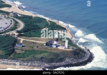5 agosto 1985 - New York, NY, USA - Montauk si trova nella contea di Suffolk, New York, sulla South Shore di Long Island e a circa duecento miglia dalla grande metropoli, Manhattan. Montauk (412'18N, 7157'2W) si trova all'interno della Greater Town di East Hampton. NELLA FOTO: Veduta aerea di MONTAUK PT. LIGHTHOUSE (Credit Image: © Mario Ruiz/ZUMA Press) RESTRIZIONI: FILE: Esattamente Data anno sconosciuto Foto Stock