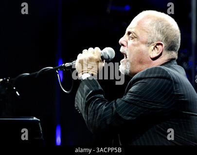 11 novembre 2007 - Oakland, California, USA - Billy Joel durante il suo concerto alla Oracle Arena di Oakland, California, sabato sera 10 novembre 2007. (Immagine di credito: © Ray Chavez/The Oakland Tribune/ZUMA Press) Foto Stock