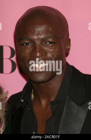 15 novembre 2007; Hollywood, California, Stati Uniti; Musician SEAL al Victoria's Secret Fashion Show 2007 - arrivi presso il Kodak Theater di Hollywood. Credito obbligatorio: Foto di Paul Fenton/ZUMA Press. (©) Copyright 2007 di Paul Fenton Foto Stock
