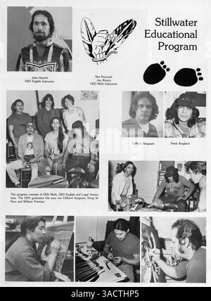 The Heart of the Earth Survival School Yearbook del 1983 descrive l'anno scolastico 1982-1983, catturando i contributi di studenti, insegnanti e gli eventi che hanno definito la comunità scolastica durante quel periodo. Foto Stock