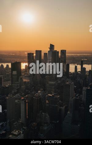 Tramonto, New York City, panoramica della città da SUMMIT One Vanderbilt, Edge, Manhattan, Stati Uniti Foto Stock
