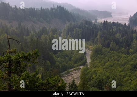 Brandywine Falls Provincial Park, Daisy Lake e Cheakamus Valley, British Columbia, Canada Foto Stock