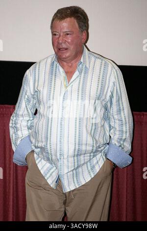 25 settembre 2009 - San Diego, California, Stati Uniti - l'attore WILLIAM SHATNER arriva al San Diego Film Festival nel quartiere Gaslamp del centro di San Diego (immagine di credito: Jerod Harris/ZUMAPRESS.com) Foto Stock