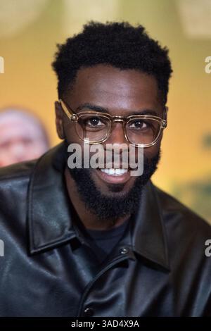 Parigi, Francia. 4 aprile 2025. Dycosh ha partecipato alla Zion Premiere al cinema Grand Rex di Parigi, in Francia, il 4 aprile 2025. Foto di Aurore Marechal/ABACAPRESS. COM credito: Abaca Press/Alamy Live News Foto Stock