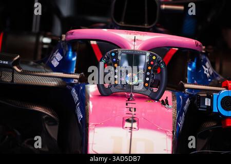 Alpine F1 Team A525, dettaglio meccanico, volante, volant, durante il Gran Premio del Giappone di Formula 1 Lenovo 2025, 3° round del Campionato del mondo di Formula 1 FIA 2025 dal 4 al 6 aprile 2025 sul circuito di Suzuka, a Suzuka, Giappone - foto Antonin Vincent / DPPI Foto Stock