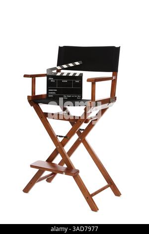 Sedia del direttore con lavagna isolata sul bianco Foto Stock