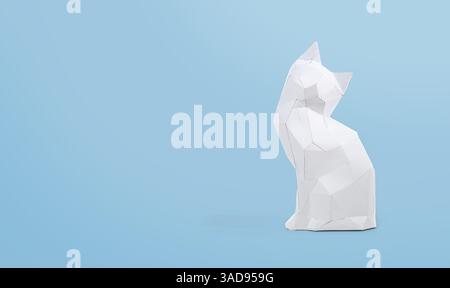 Carta Origami Cat su sfondo colorato. Gattino bianco in carta piegata che guarda la macchina fotografica. Figura geometrica o in polietilene basso. Concetto PET Foto Stock