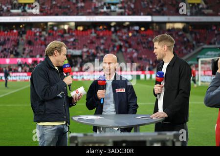 05.04.2025, RheinEnergie Stadion, Koeln, GER, 2.FBL, 1) FC Koeln vs. Hertha BSC Berlin, im Bild: Gerhard Struber Chefrainer, Headcoach (1.FC Koeln), foto © nordphoto GmbH/Meuter DFL le normative vietano qualsiasi uso di fotografie come sequenze di immagini e/o quasi-video. Foto Stock