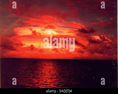 09 gennaio 2003; Oceano Pacifico, CA, Stati Uniti; foto file: data e luogo sconosciuti. Un'arma nucleare esplode come parte dei test in corso da parte del governo degli Stati Uniti. (Immagine di credito: NorthFoto/ZUMAPRESS.com) Foto Stock
