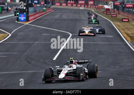 Suzuka, Giappone. 6 aprile 2025. Yuki Tsunoda (JPN) Red Bull Racing RB21. 06.04.2025. Formula 1 World Championship, Rd 3, Japanese Grand Prix, Suzuka, Giappone, giorno della gara. Il credito fotografico dovrebbe essere: XPB/Alamy Live News. Foto Stock