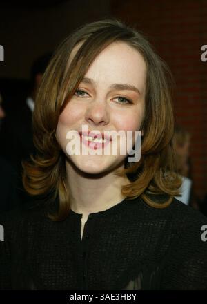 13 maggio 2004; Westwood, California, Stati Uniti; l'attrice JENA MALONE alla "Saved" LA Premiere tenutasi al Mann National Theatre. (Immagine di credito: Lisa o'Connor/ZUMAPRESS.com) Foto Stock