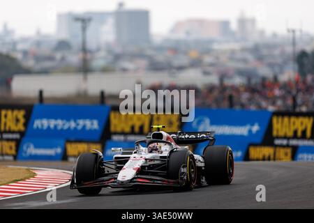 Suzuka, 06 aprile 2025: Yuki Tsunoda (JPN) della Red Bull Racing durante la gara durante il Gran Premio di Formula 1 del Giappone 2025. Crediti: Corleve/Alamy Live News Foto Stock