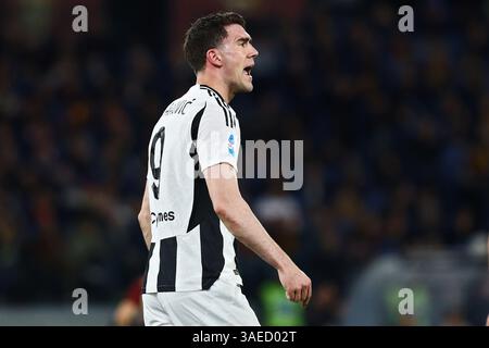 Roma, Italia. 6 aprile 2025. Dusan Vlahovic della Juventus durante la partita di calcio di serie A tra AS Roma e Juventus FC il 6 aprile 2025 allo Stadio Olimpico di Roma. Crediti: Federico Proietti / Alamy Live News Foto Stock