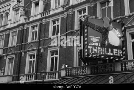 Thriller vive su: Michael Jackson Billboard Tribute Foto Stock