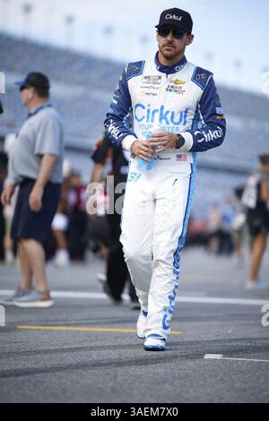 Daniel Hemric sale in pista per qualificarsi per il Coke Zero Sugar 400 a Daytona, FL, USA, Daytona, Stati Uniti d'America, Nord America Foto Stock