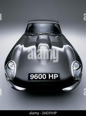 21 febbraio 2005; Los Angeles, CA, Stati Uniti; Jaguar XKR 2005. Foto Stock