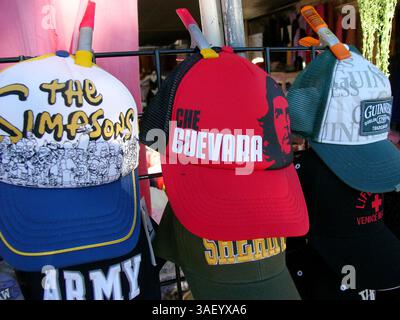 19 dicembre 2004; Venice Beach, CA, USA; Ernesto Guevara, noto come che, fu assassinato nella giungla della Bolivia nell'ottobre 1967. Leader argentino della guerriglia cubana e rivoluzionaria marxista. Che Guevara divenne un eroe dopo la sua morte nei movimenti rivoluzionari socialisti del terzo mondo. Foto Stock